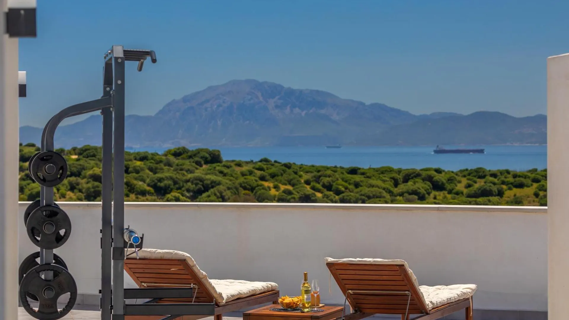 Views, Terrace & Pool - Fibre Wifi - Simplytarifa Apartment Tarifa