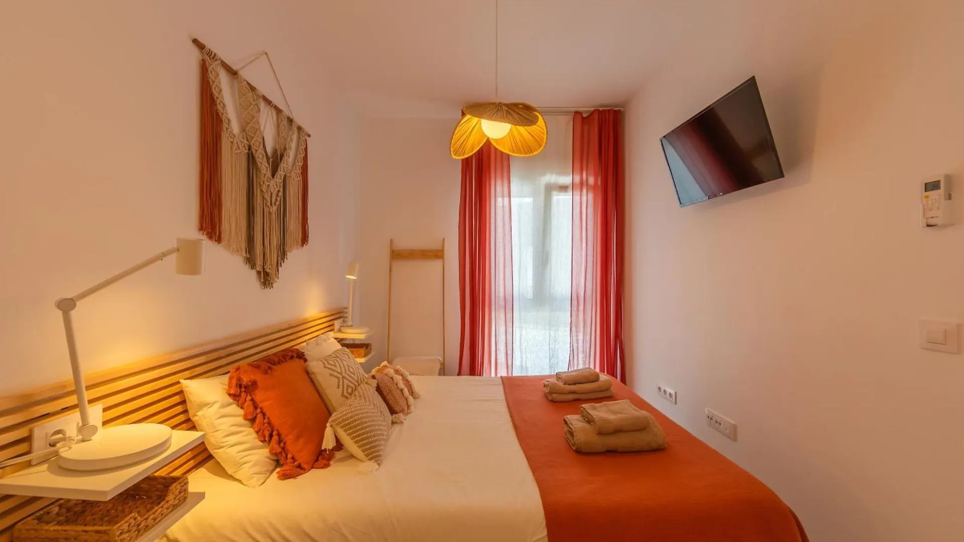 Views, Terrace & Pool - Fibre Wifi - Simplytarifa Apartment 0*, Tarifa