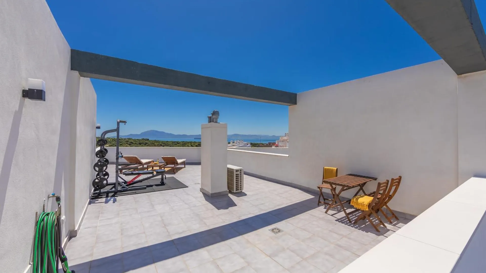 Views, Terrace & Pool - Fibre Wifi - Simplytarifa Apartment 0*, Tarifa Spain