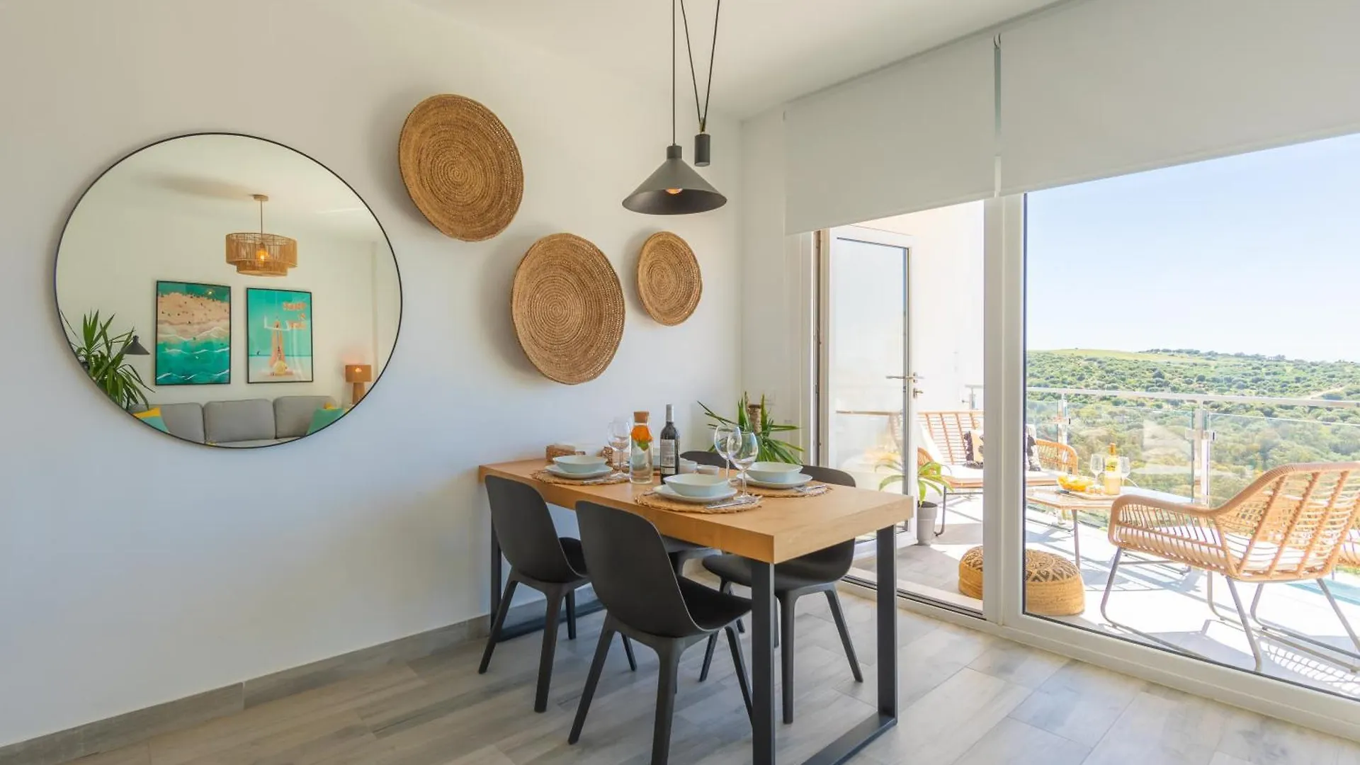 Views, Terrace & Pool - Fibre Wifi - Simplytarifa Apartment Spain